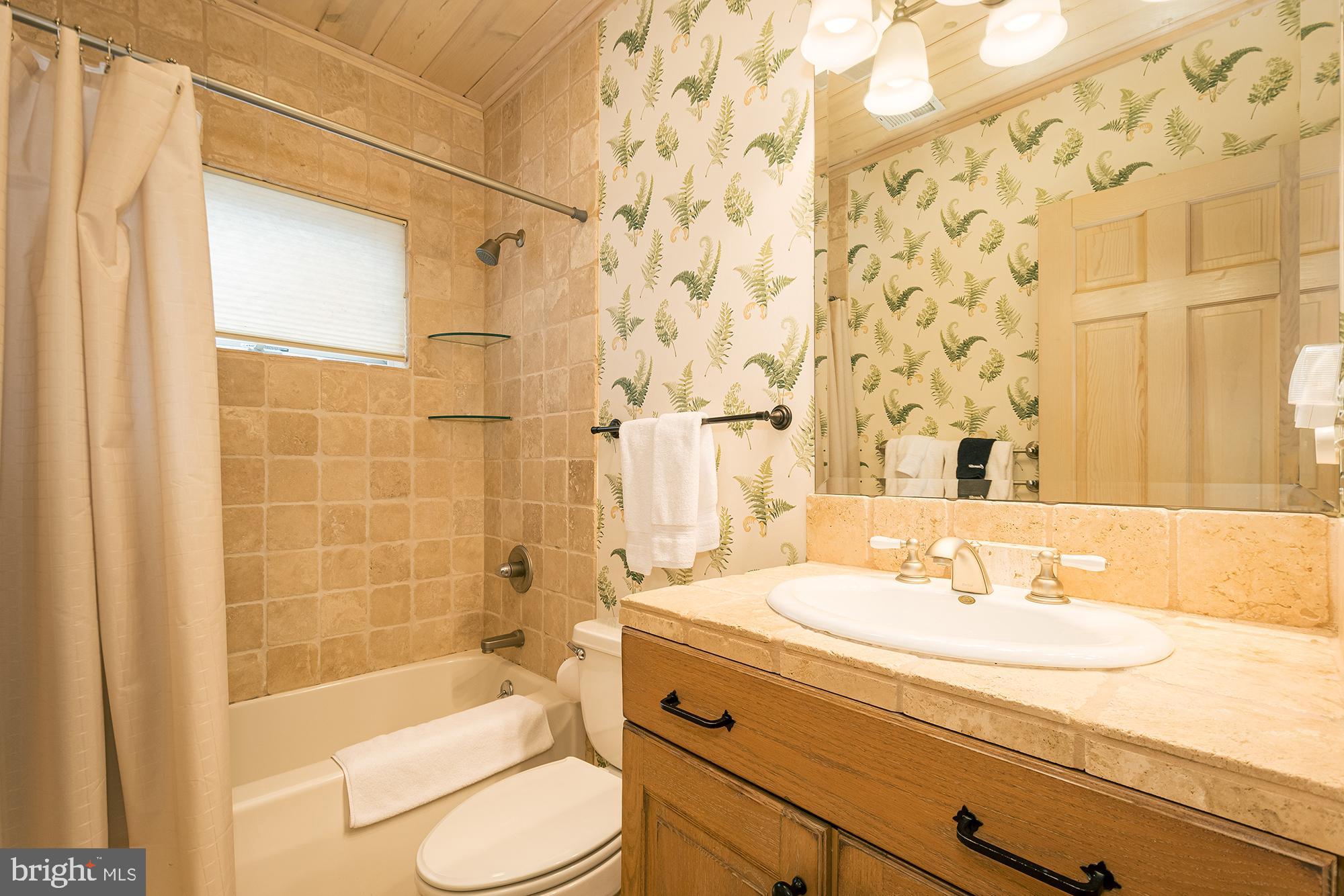 BOULDER RIDGE - Residential