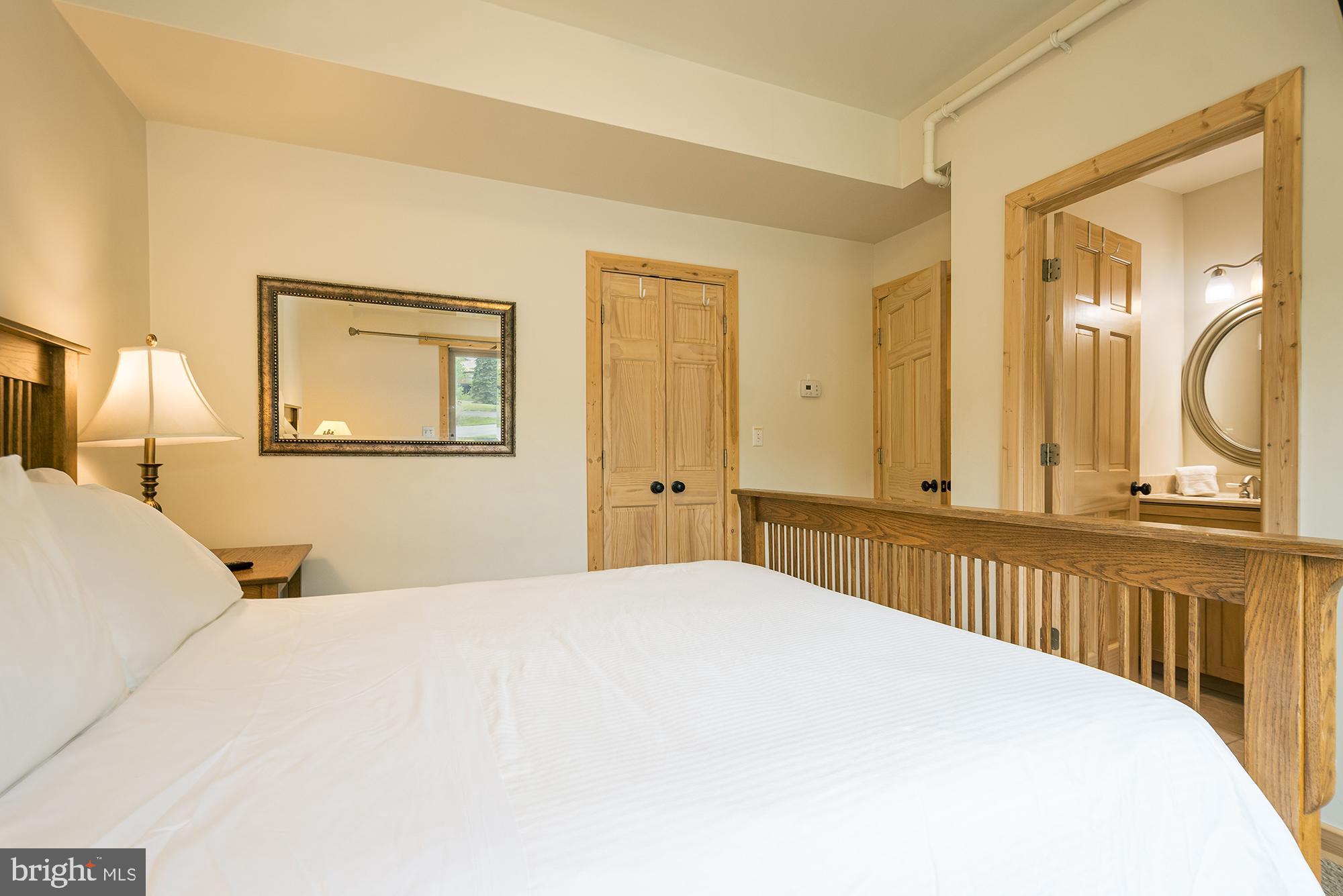 BOULDER RIDGE - Residential