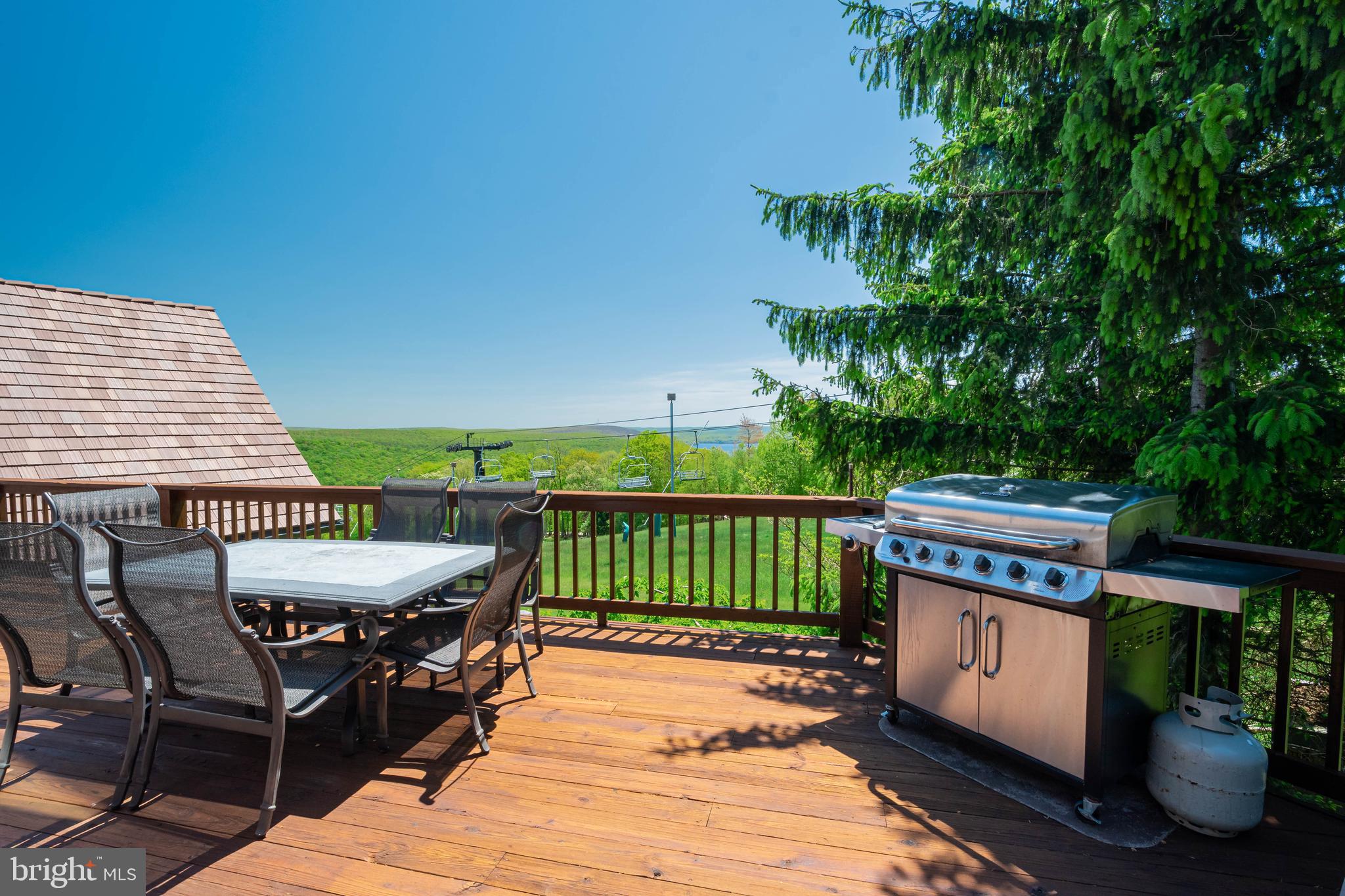 BOULDER RIDGE - Residential