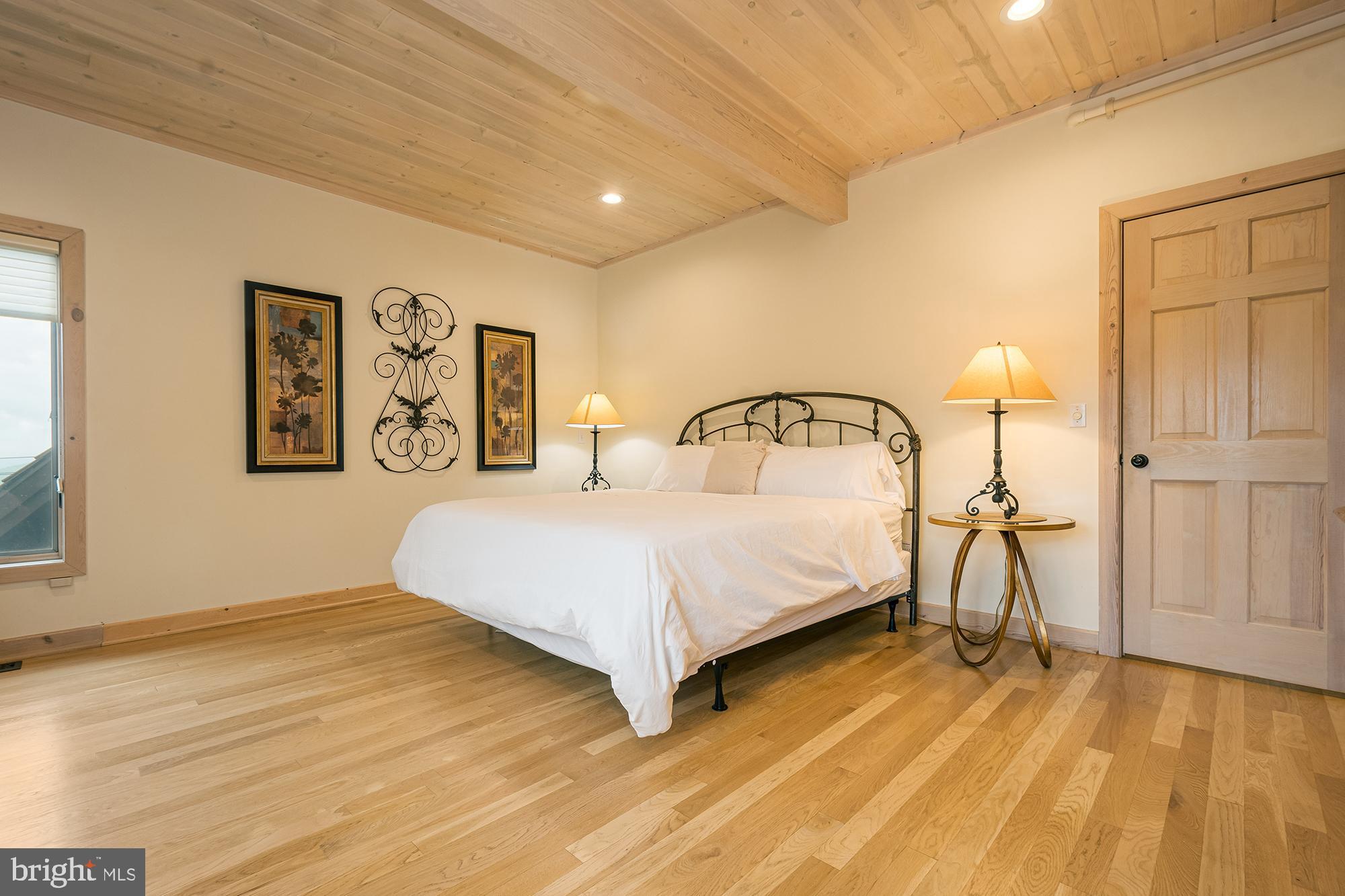 BOULDER RIDGE - Residential