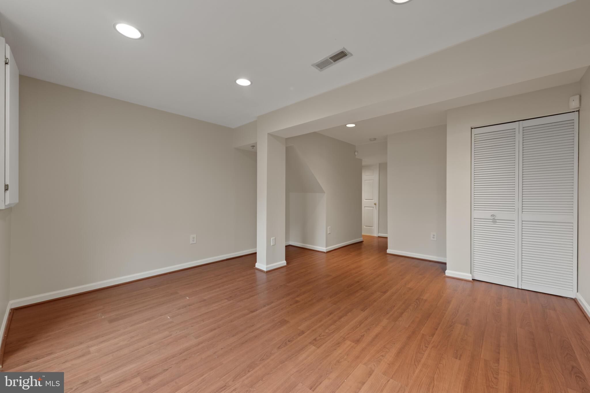 DEVILS REACH - Residential