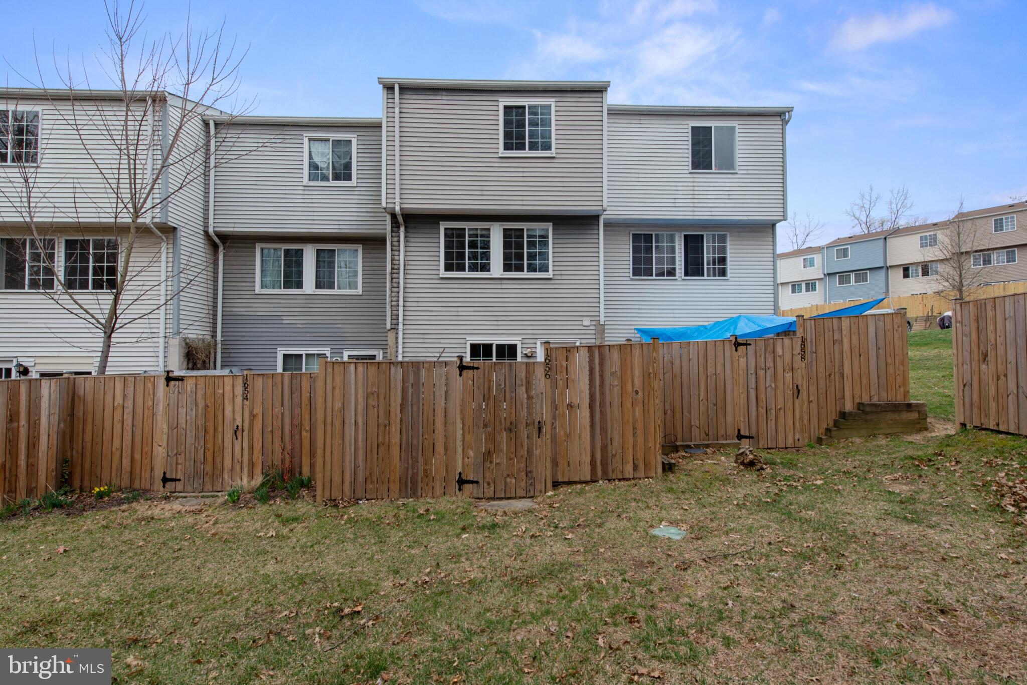 DEVILS REACH - Residential