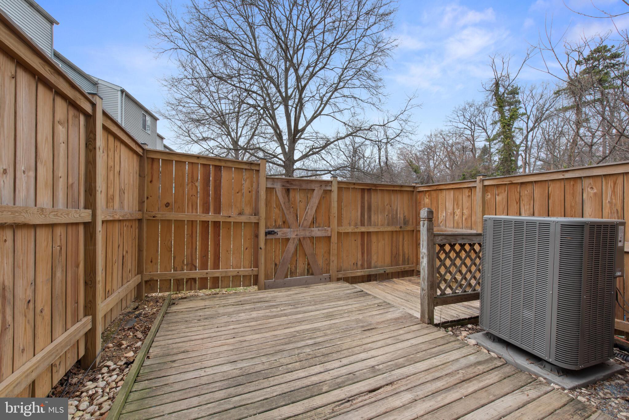 DEVILS REACH - Residential