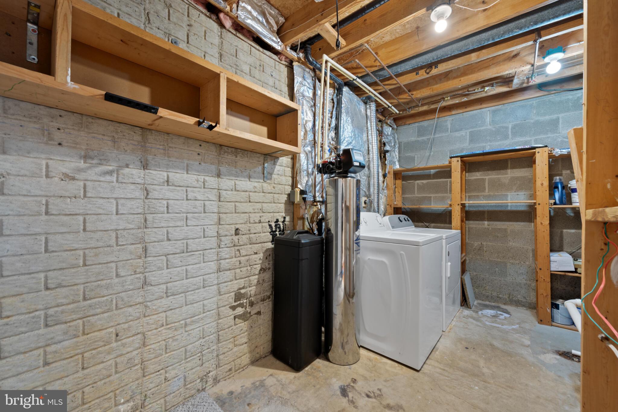 DEVILS REACH - Residential