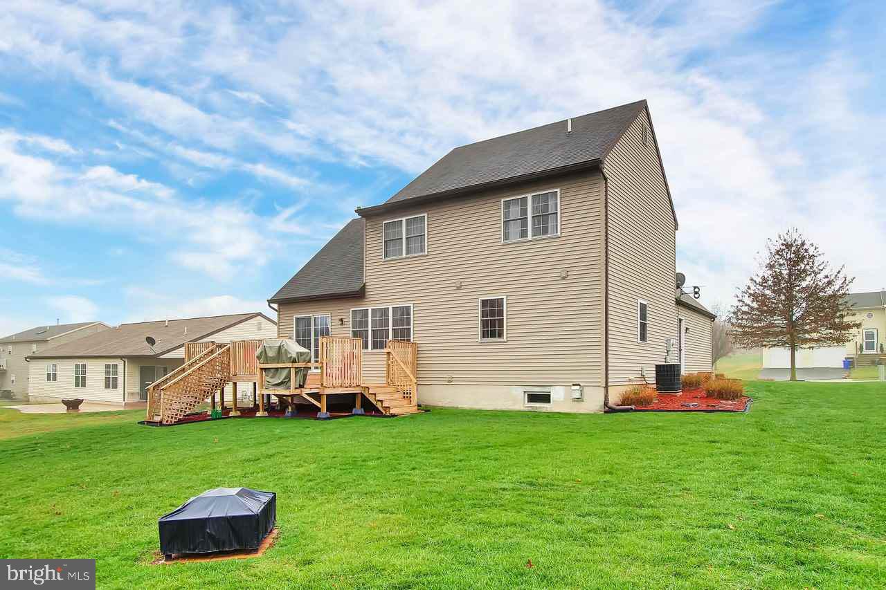 HIGHLAND MANOR - Residential