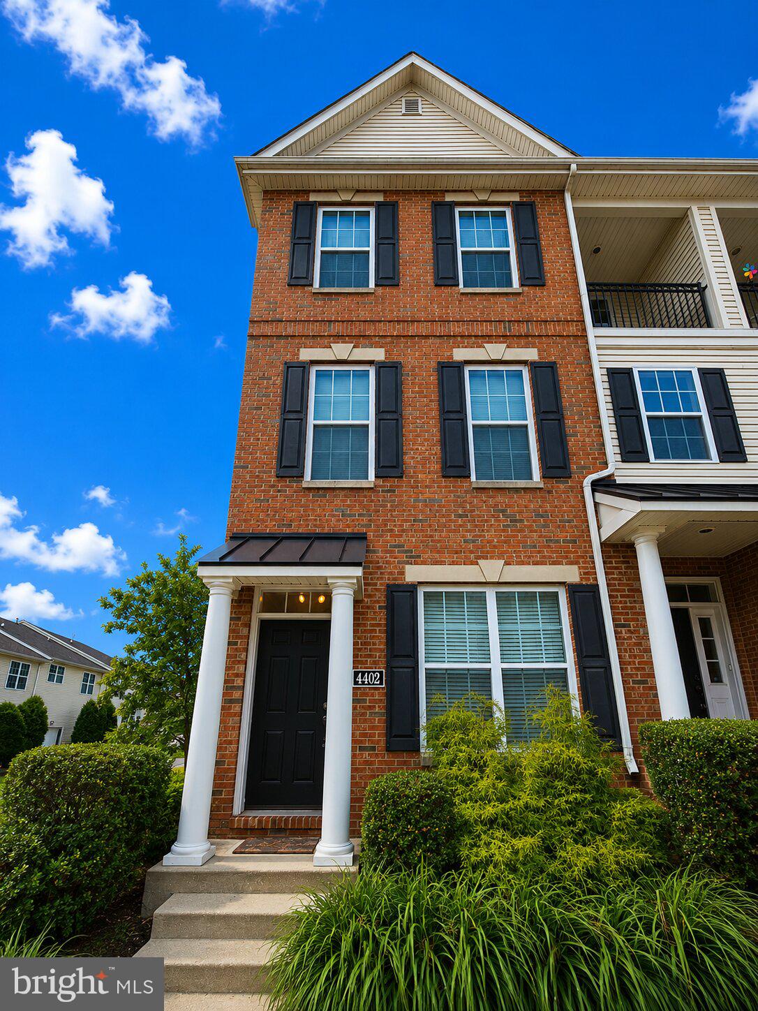 4402 DRIFTWOOD DRIVE 89