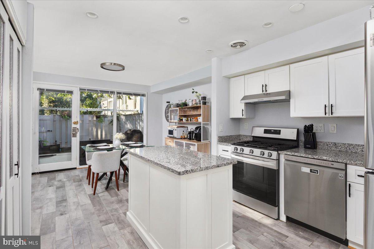 803 DELAWARE AVENUE SW 234