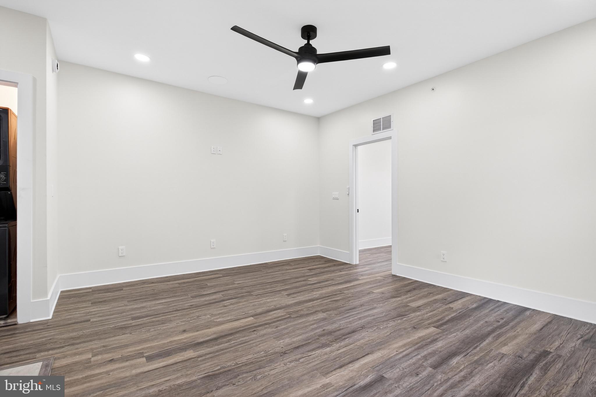 1808 W SUSQUEHANNA AVENUE 3