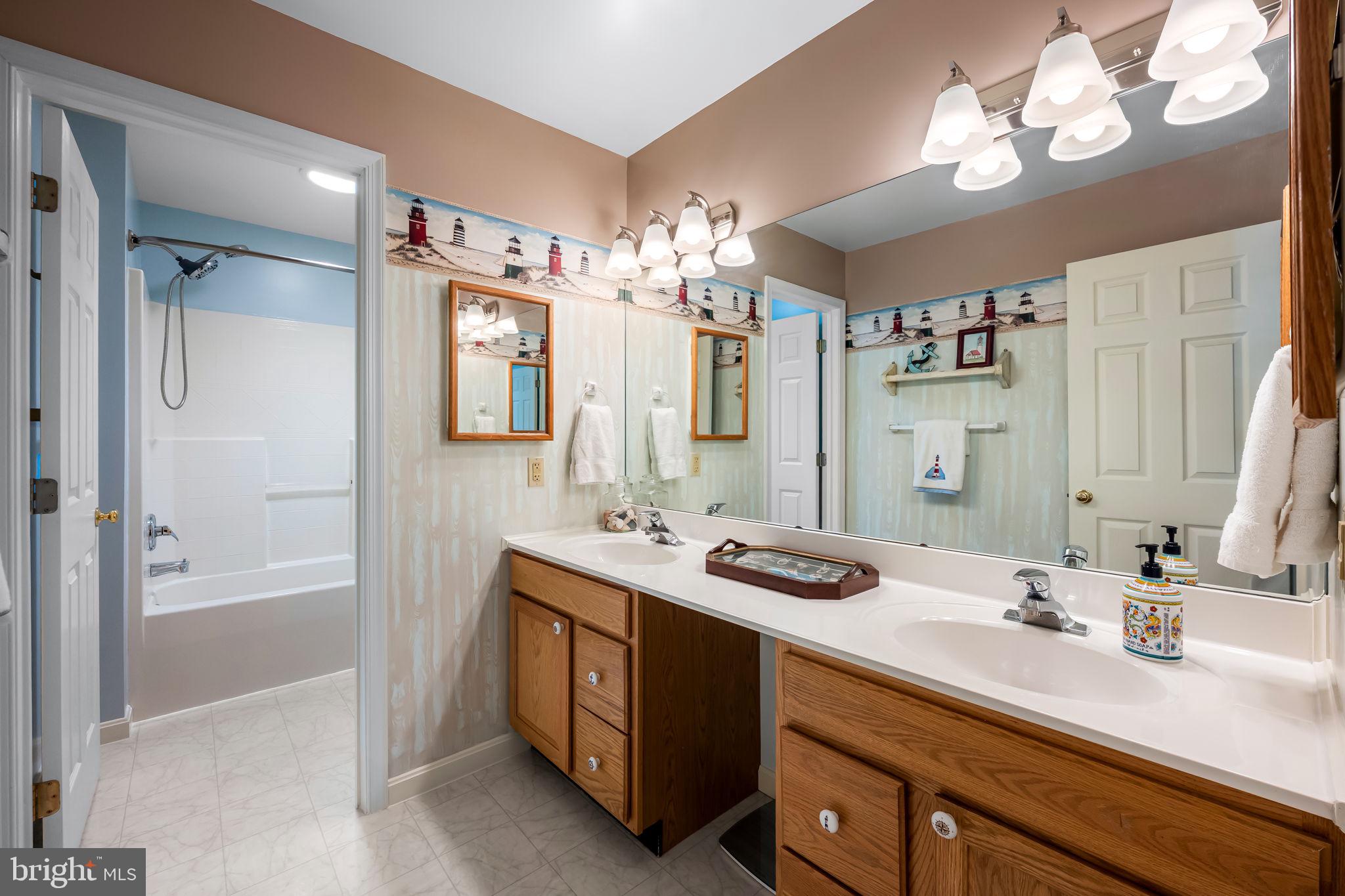 WESTWINDS - Residential