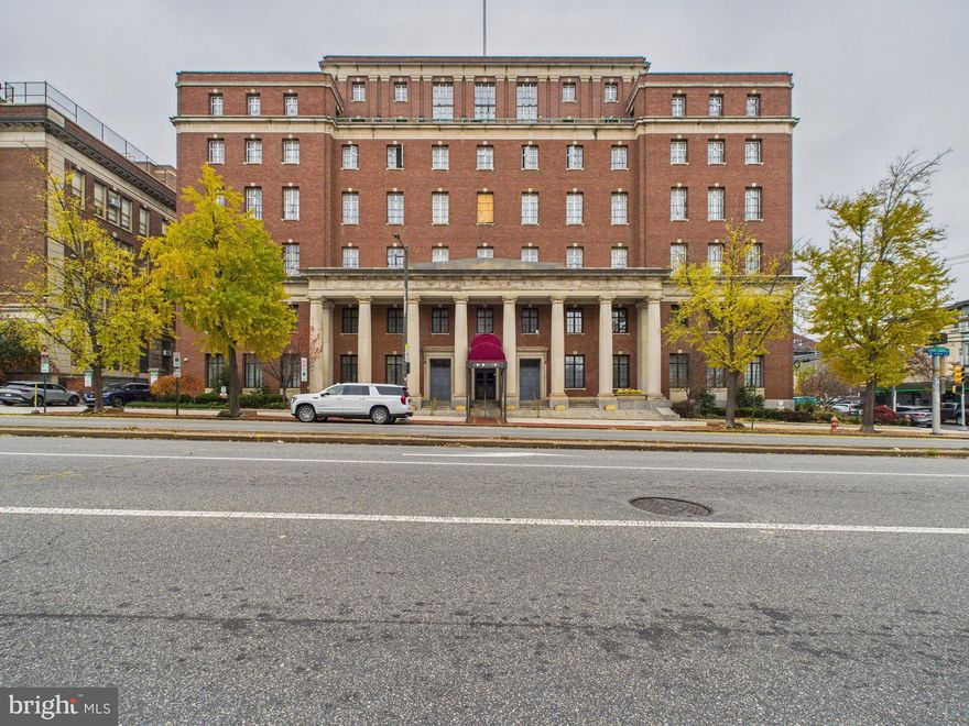 This large studio unit in The Colonnade Historic Condominium Association, located in the desirable Art Museum Area, offers a blend of historic character and modern convenience. Built in 1832, the mid-rise building features an open floor plan, the comfort of ceiling fans and central a/c, and a spacious walk-in closet. The unit just received a full paint job and brand new carpeting in the living space. The kitchen is equipped with essential appliances, including a built-in microwave, dishwasher, electric oven/range, garbage disposal, and refrigerator. In-unit washer and dryer is included as well. The association provides amenities such as a fitness center, bike storage, and private storage unit, and includes maintenance, trash, and water services. Situated in a vibrant neighborhood, residents can easily access local parks, cultural attractions, and dining options. The building also provides 24-hour security.