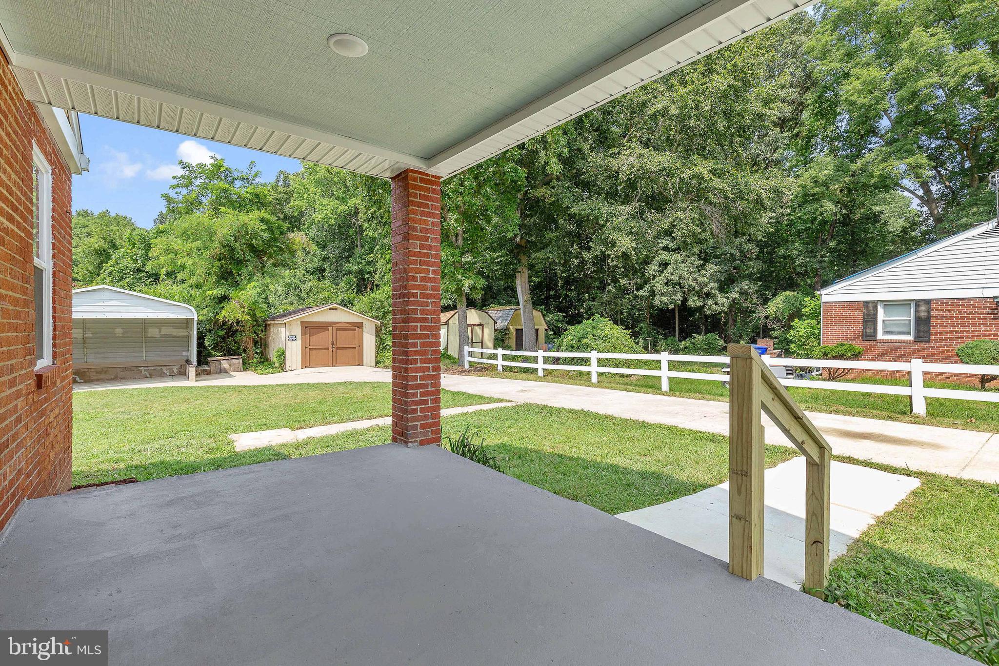 FORD HEIGHTS - Residential