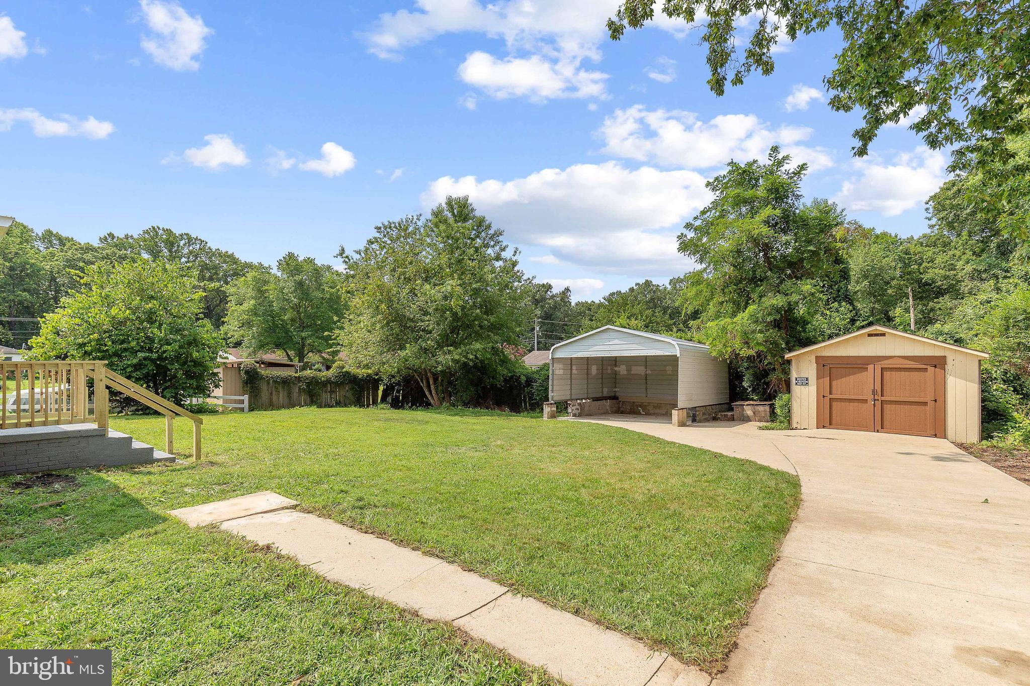 FORD HEIGHTS - Residential