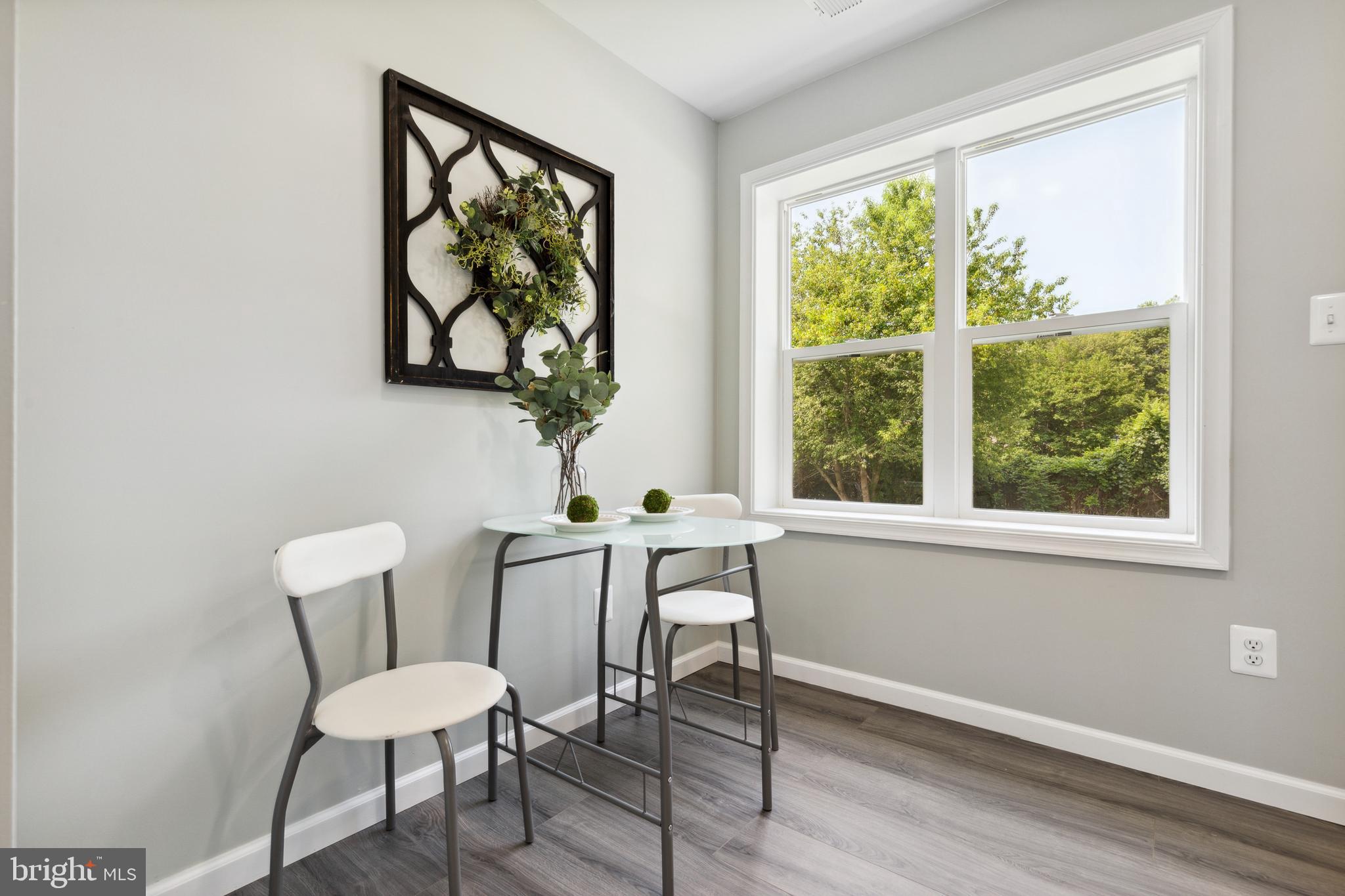 FORD HEIGHTS - Residential