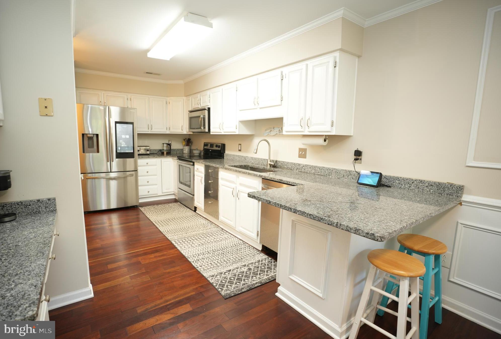 MILL CREEK CONDOMINIUMS - Residential