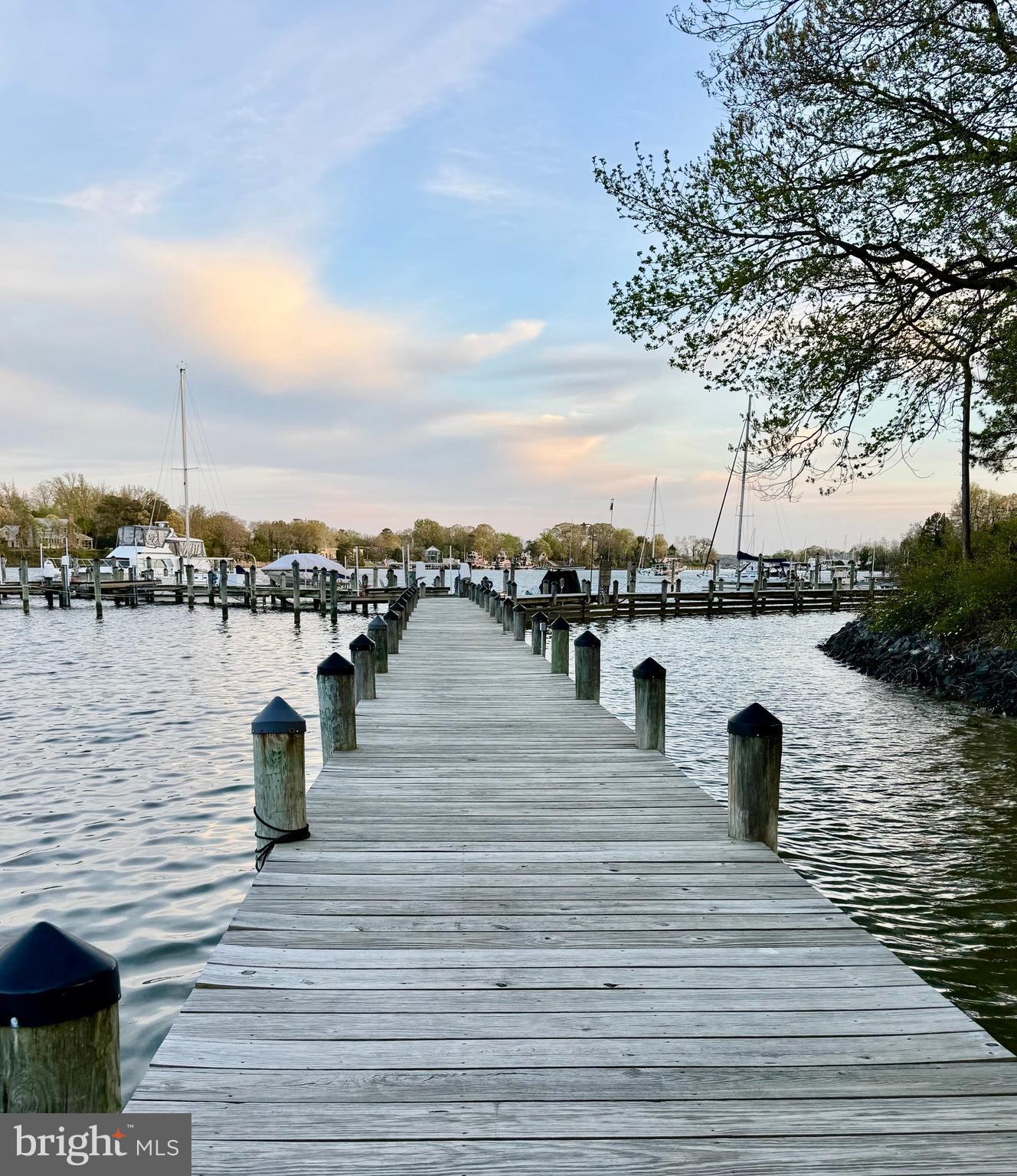 MILL CREEK CONDOMINIUMS - Residential