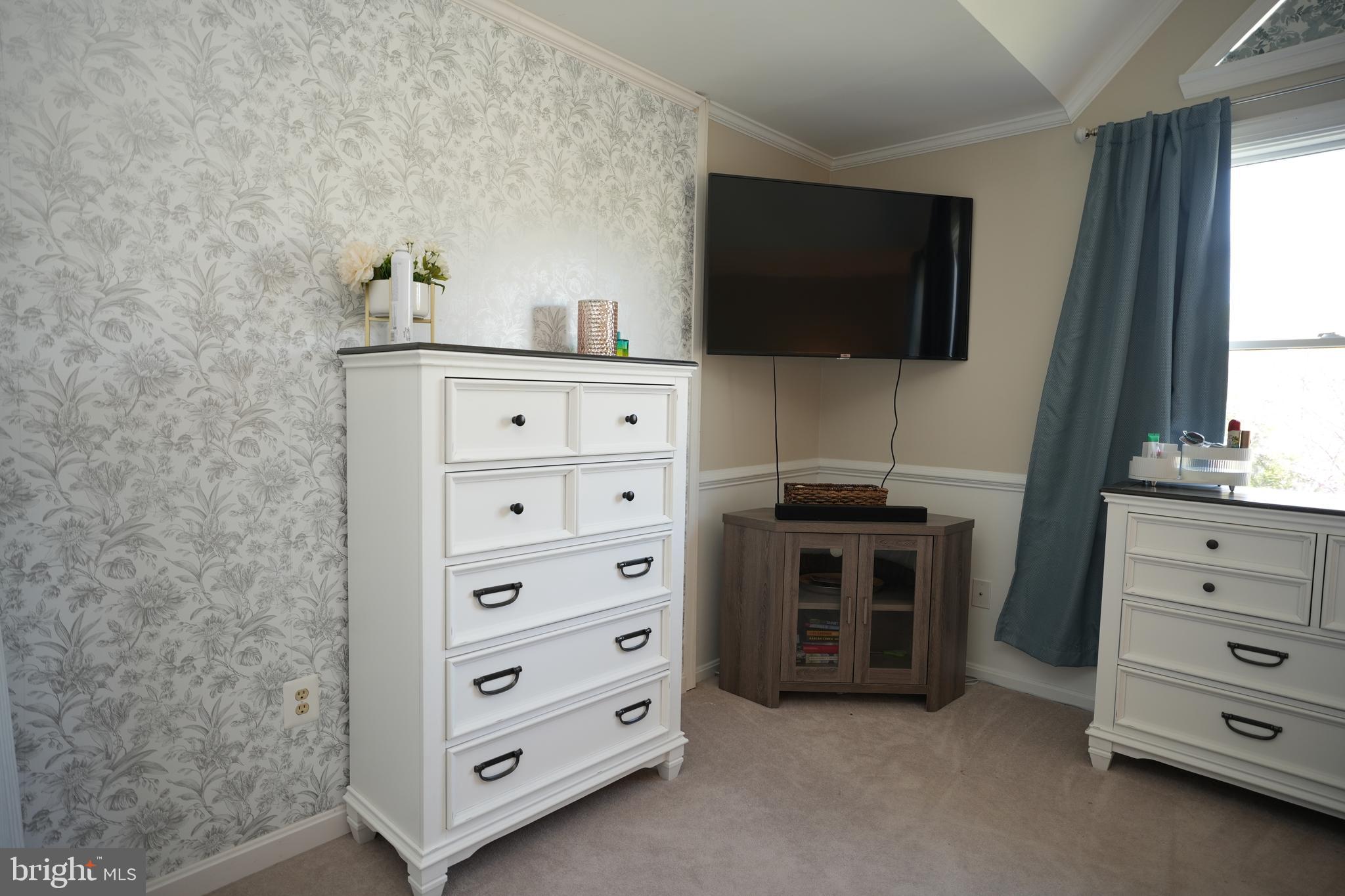 MILL CREEK CONDOMINIUMS - Residential