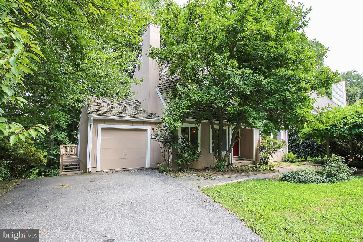 POTOMAC OUTSIDE - Residential