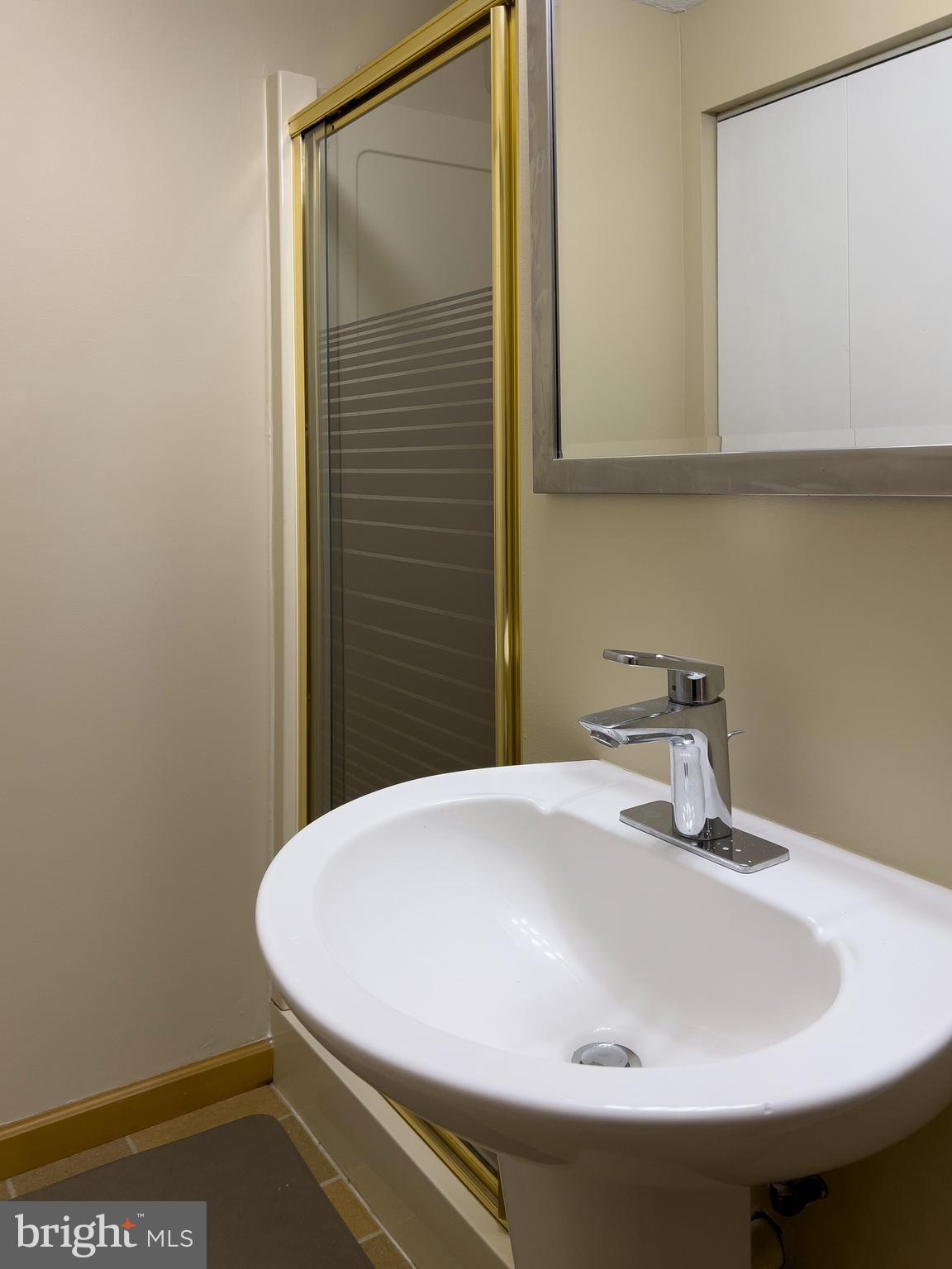 GLENSHIRE TOWNE - Residential