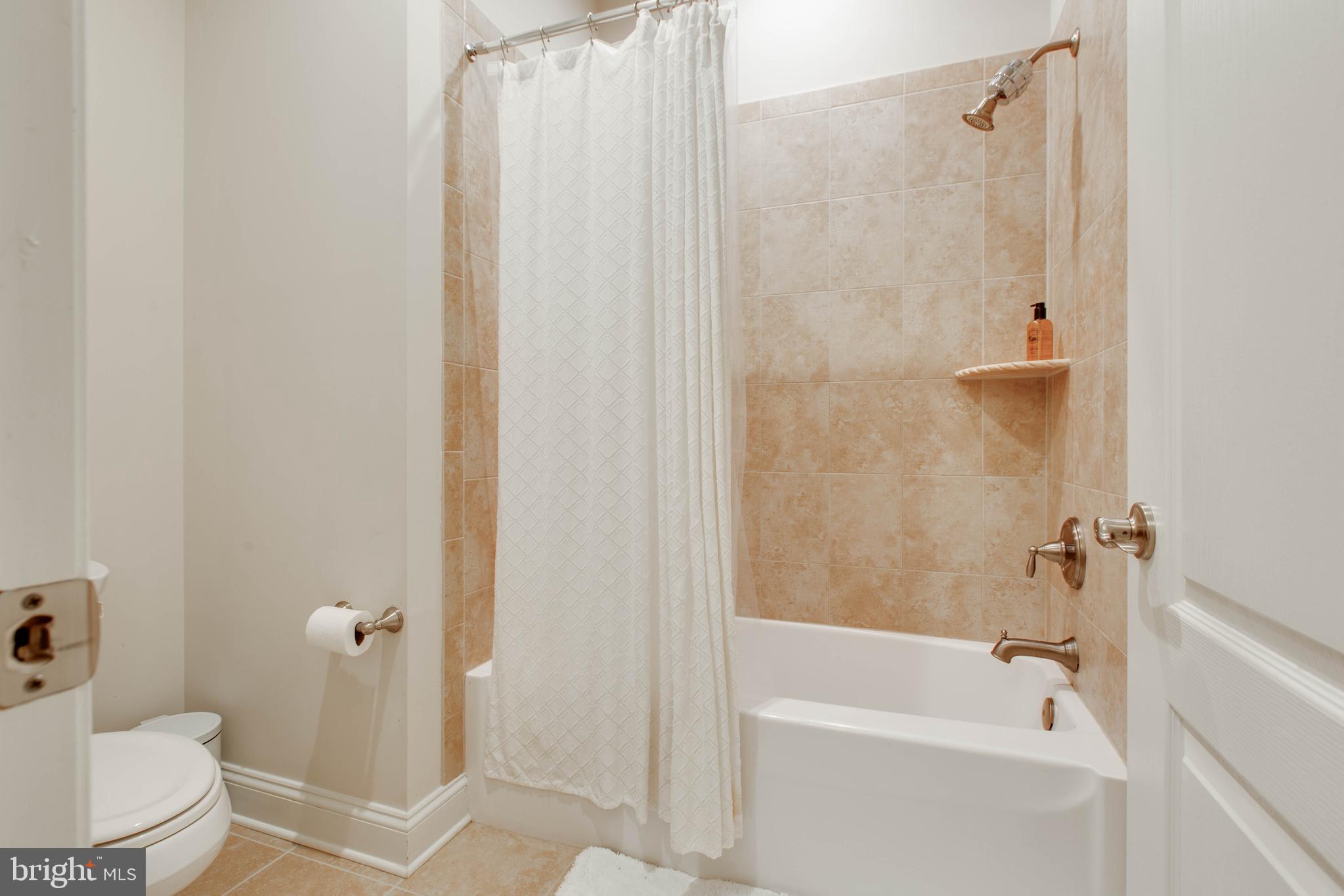 TAYLOR FARM - Residential