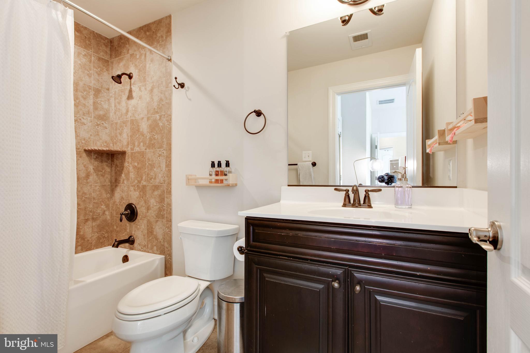 TAYLOR FARM - Residential