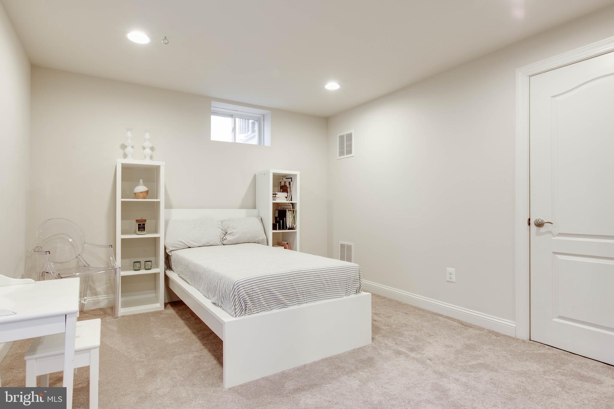 TAYLOR FARM - Residential