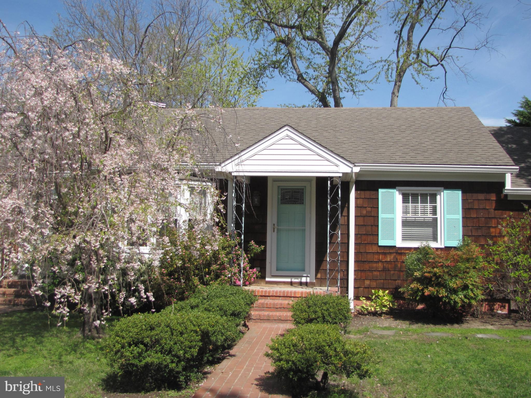 103 W MARENGO