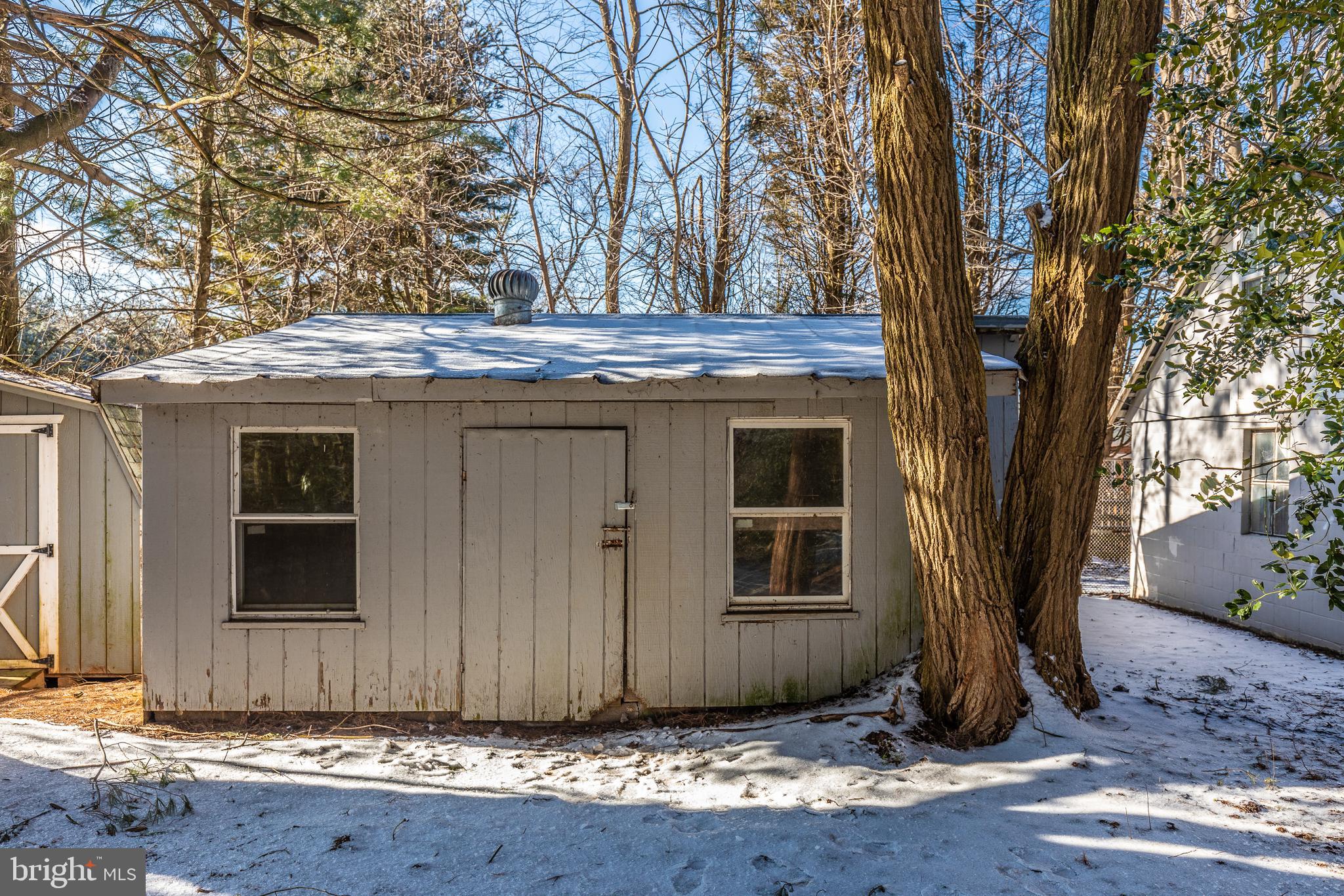 DAMASCUS OUTSIDE - Residential