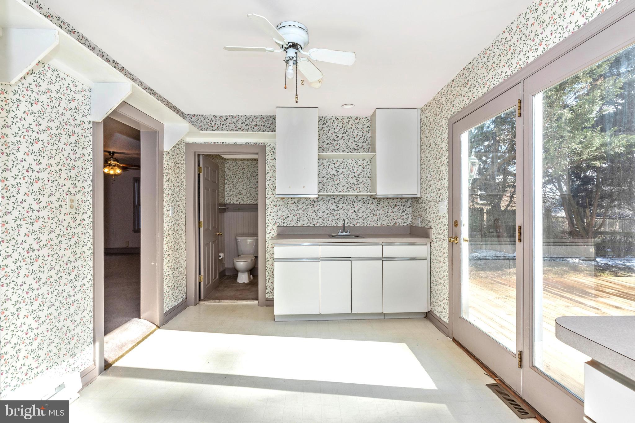 DAMASCUS OUTSIDE - Residential