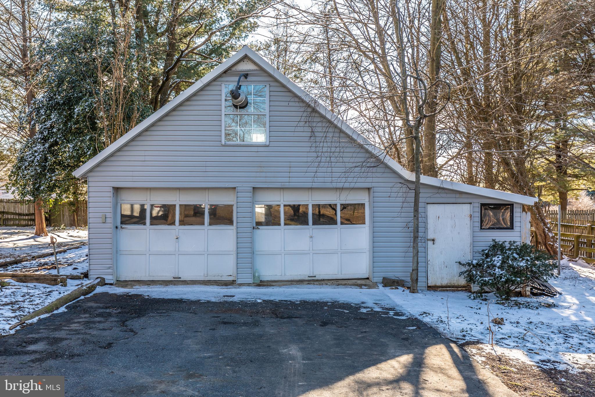 DAMASCUS OUTSIDE - Residential