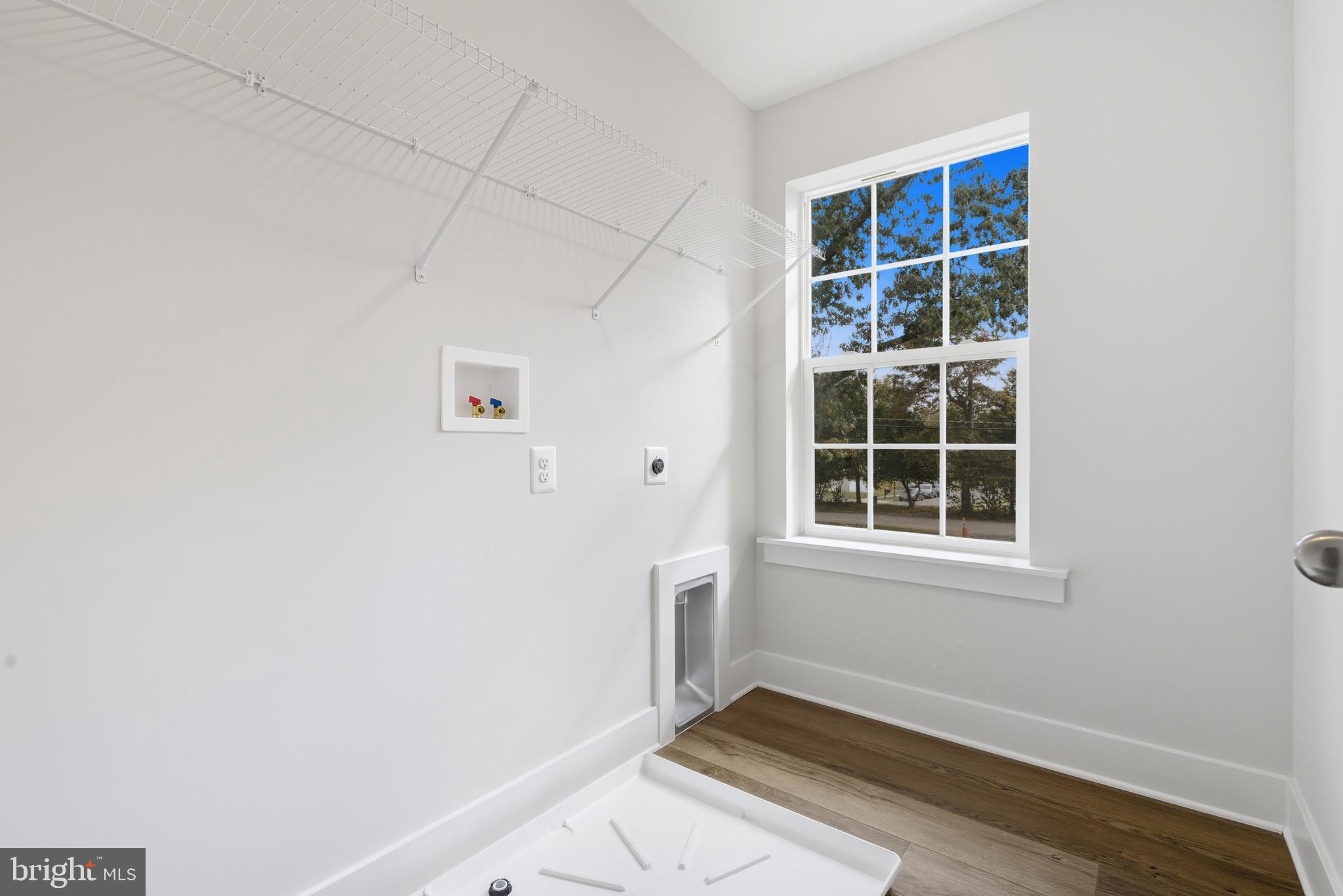 WASHINGTON GROVE - Residential