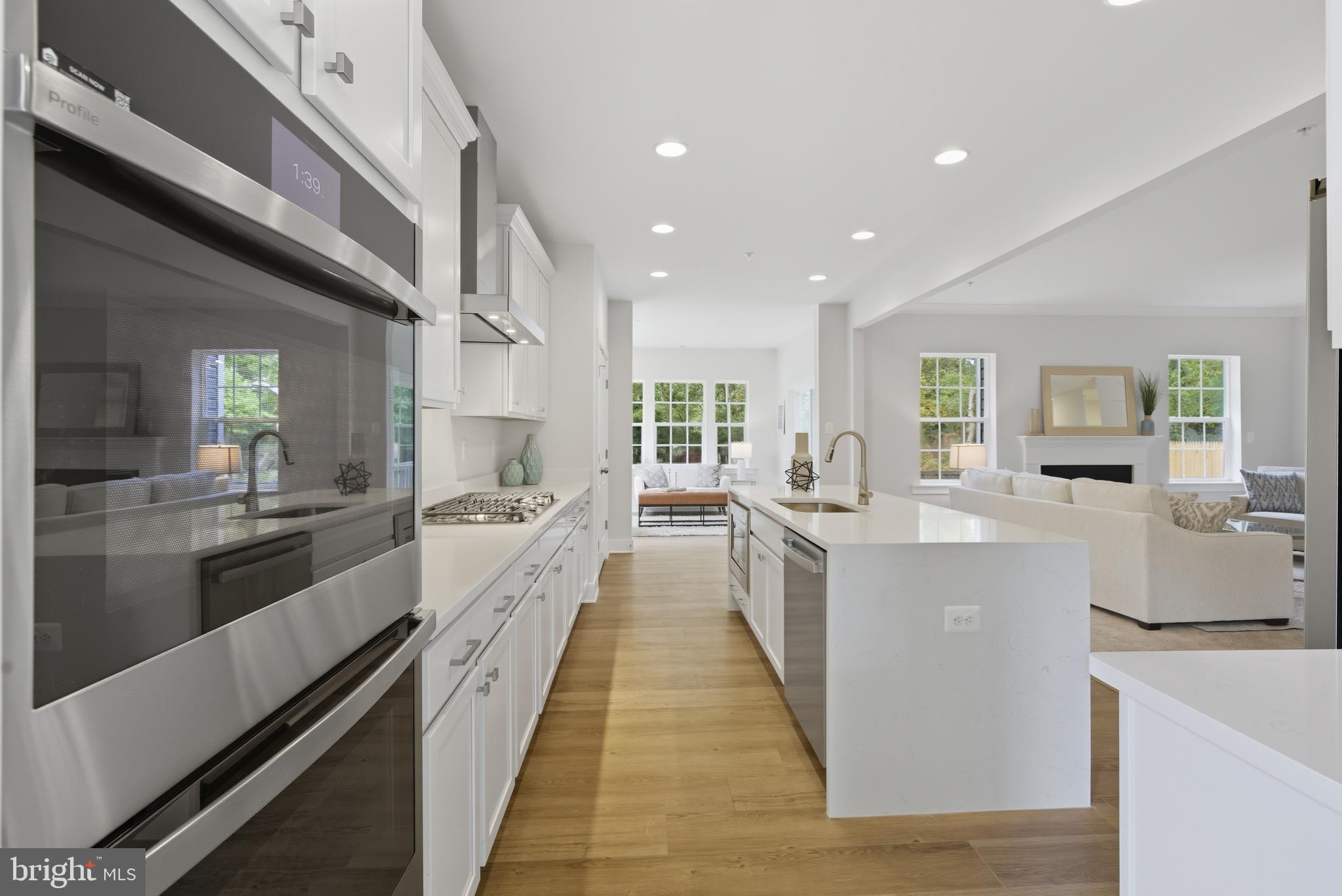 WASHINGTON GROVE - Residential