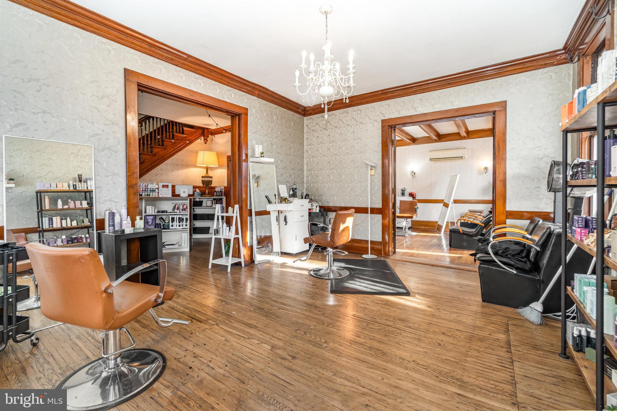 NEWPORT - Residential