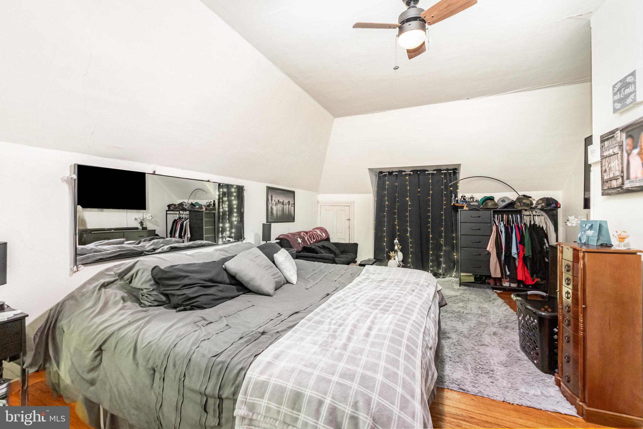 NEWPORT - Residential