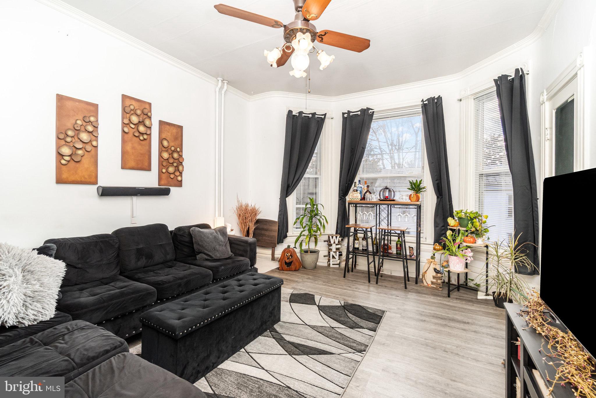 NEWPORT - Residential