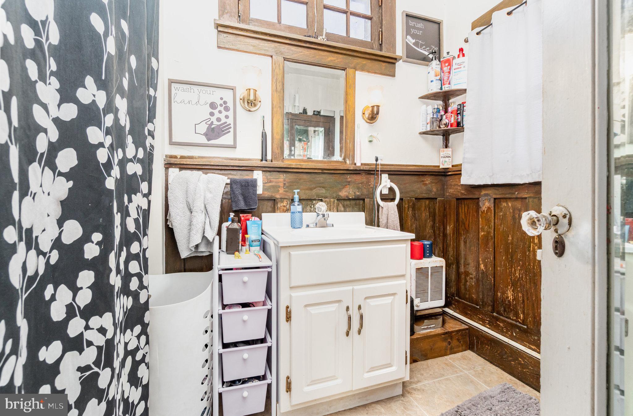 NEWPORT - Residential