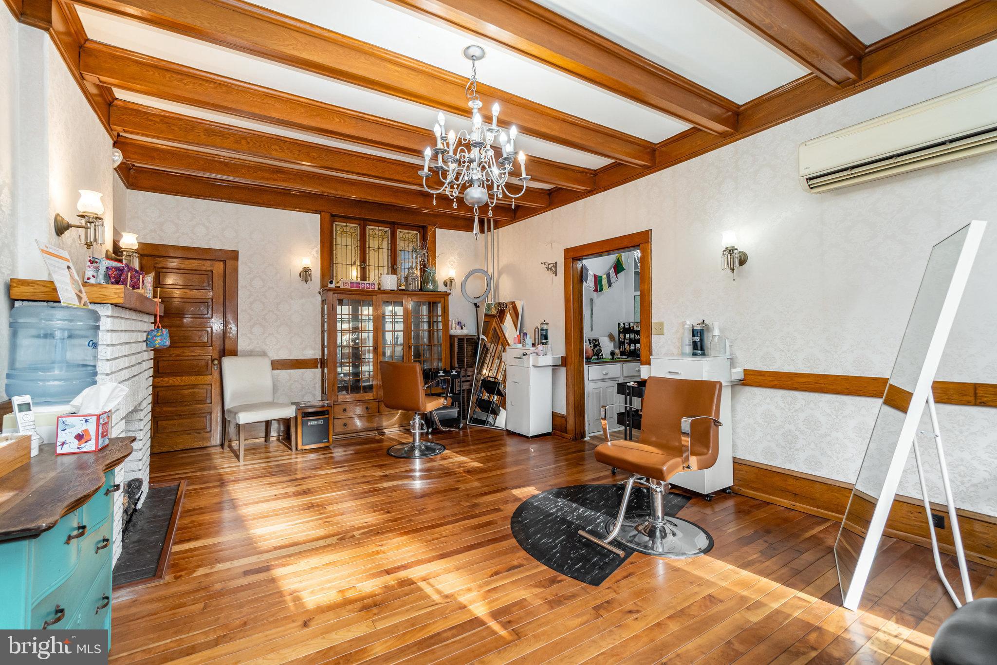 NEWPORT - Residential