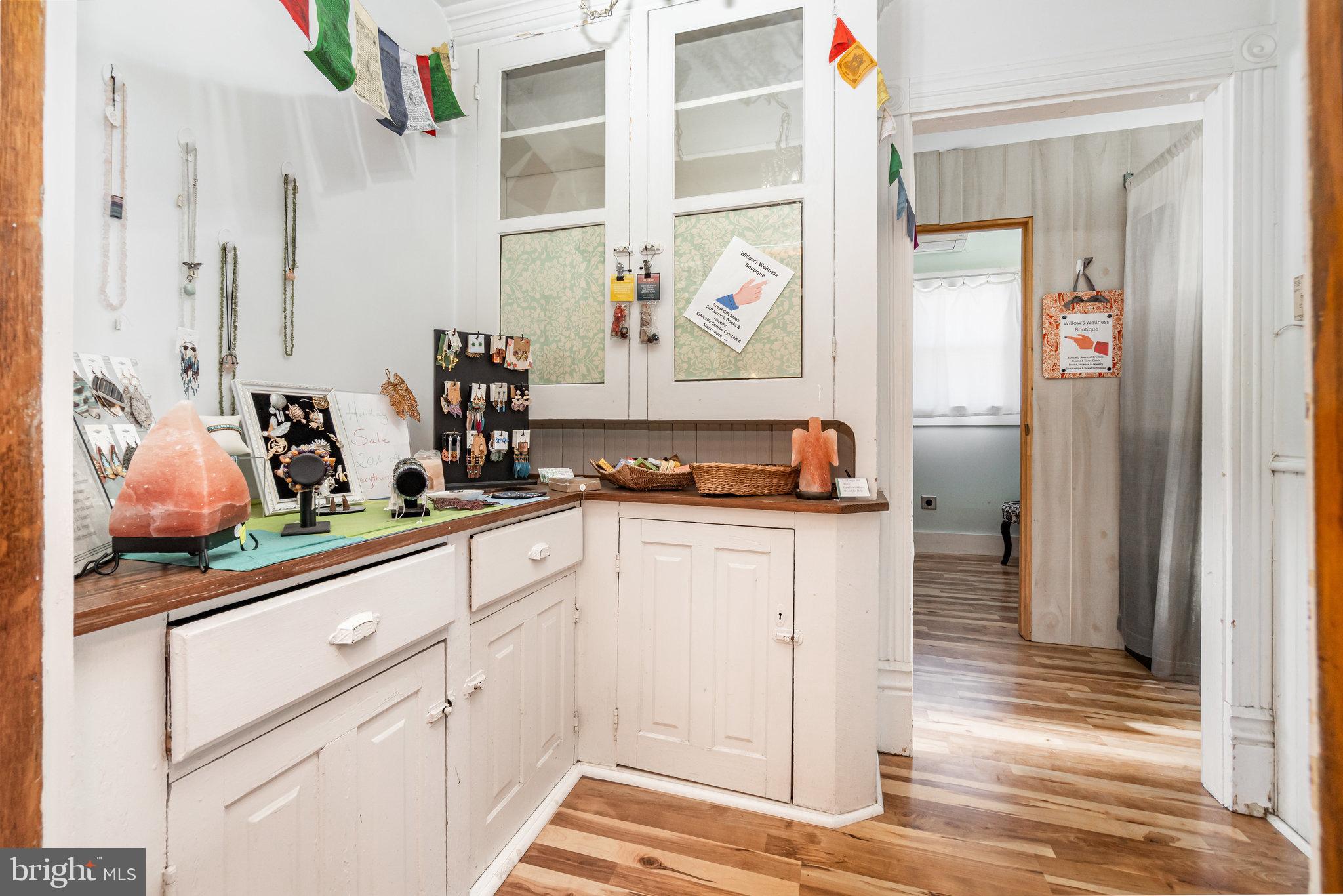 NEWPORT - Residential