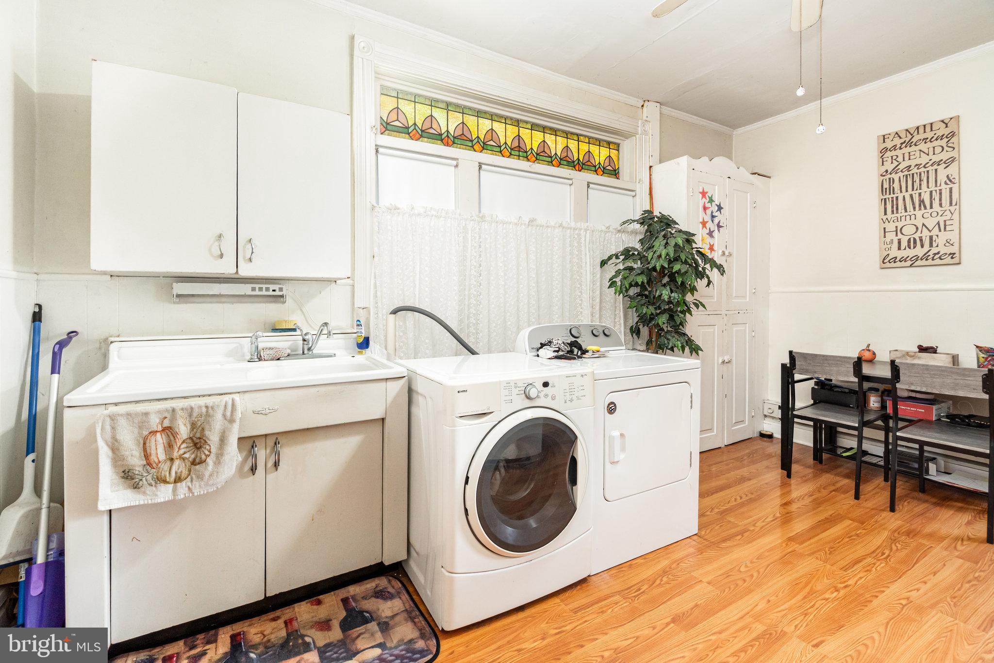 NEWPORT - Residential