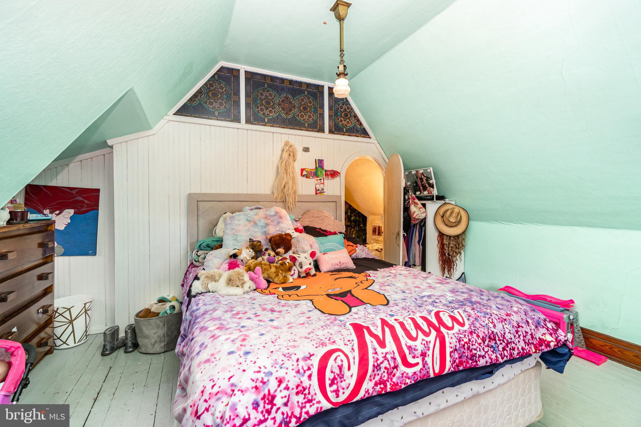 NEWPORT - Residential