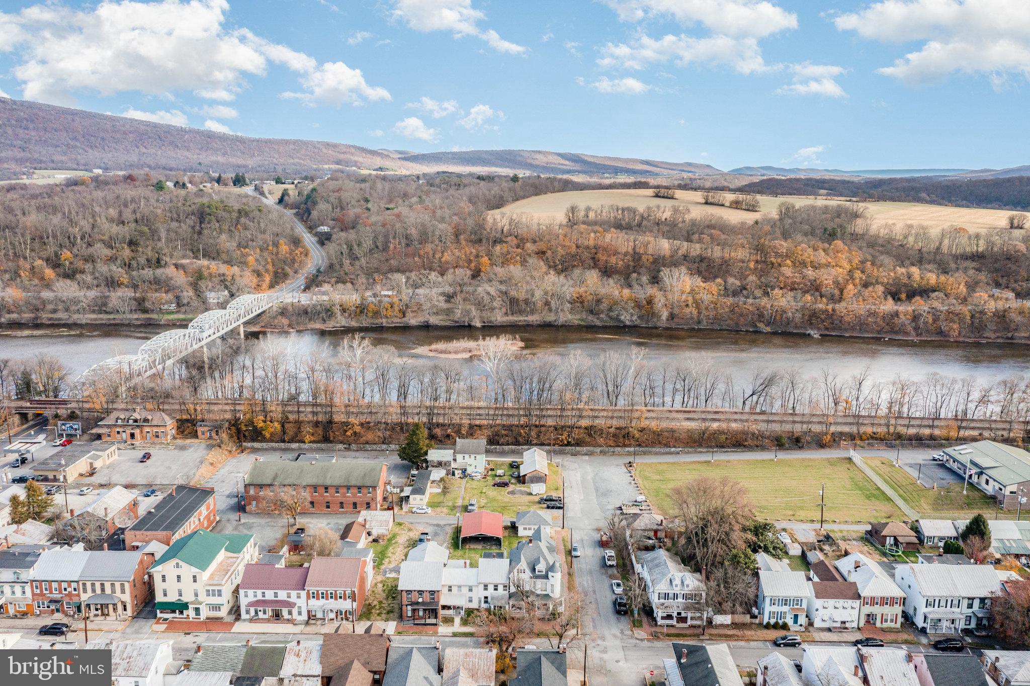 NEWPORT - Residential