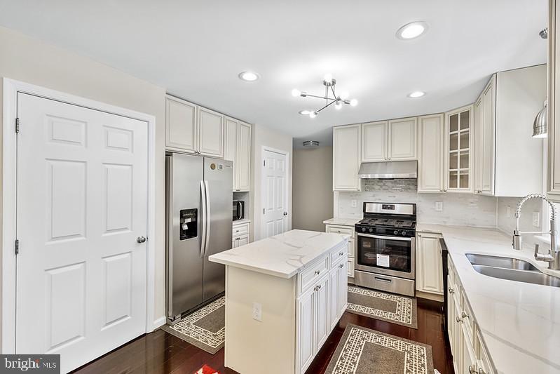 3660 SERENDIPITY ROAD