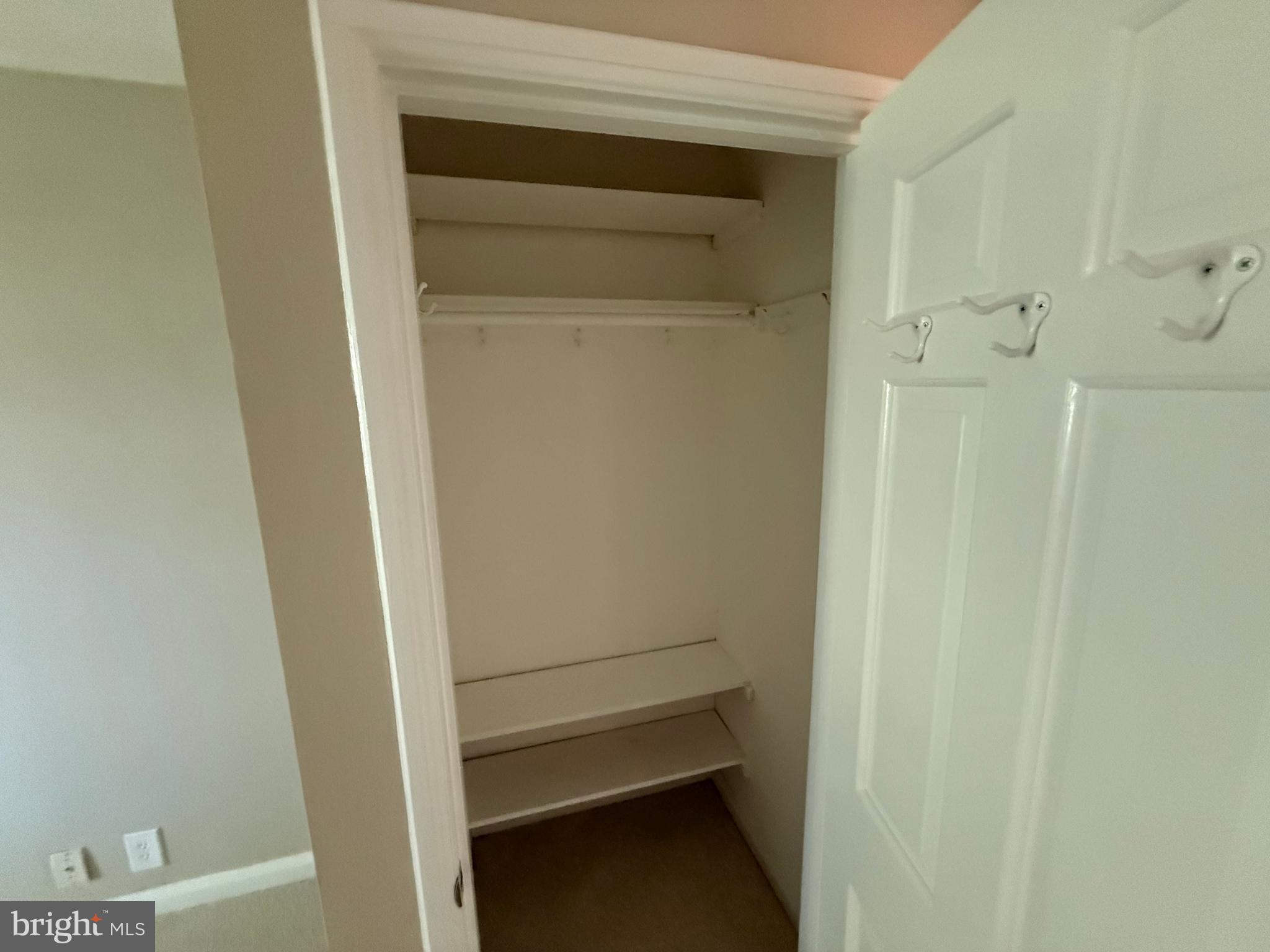 FAIRLINGTON GLEN - Residential