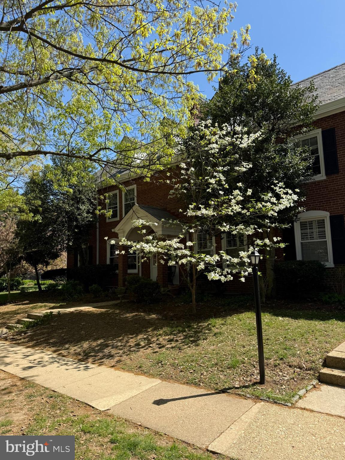 FAIRLINGTON GLEN - Residential