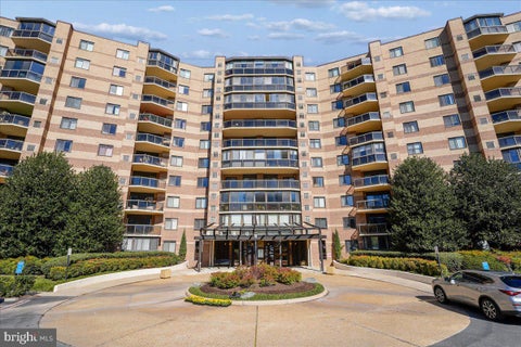 Photo of 8380 Greensboro Drive #211, MCLEAN, VA 22102 (MLS # VAFX2336216)