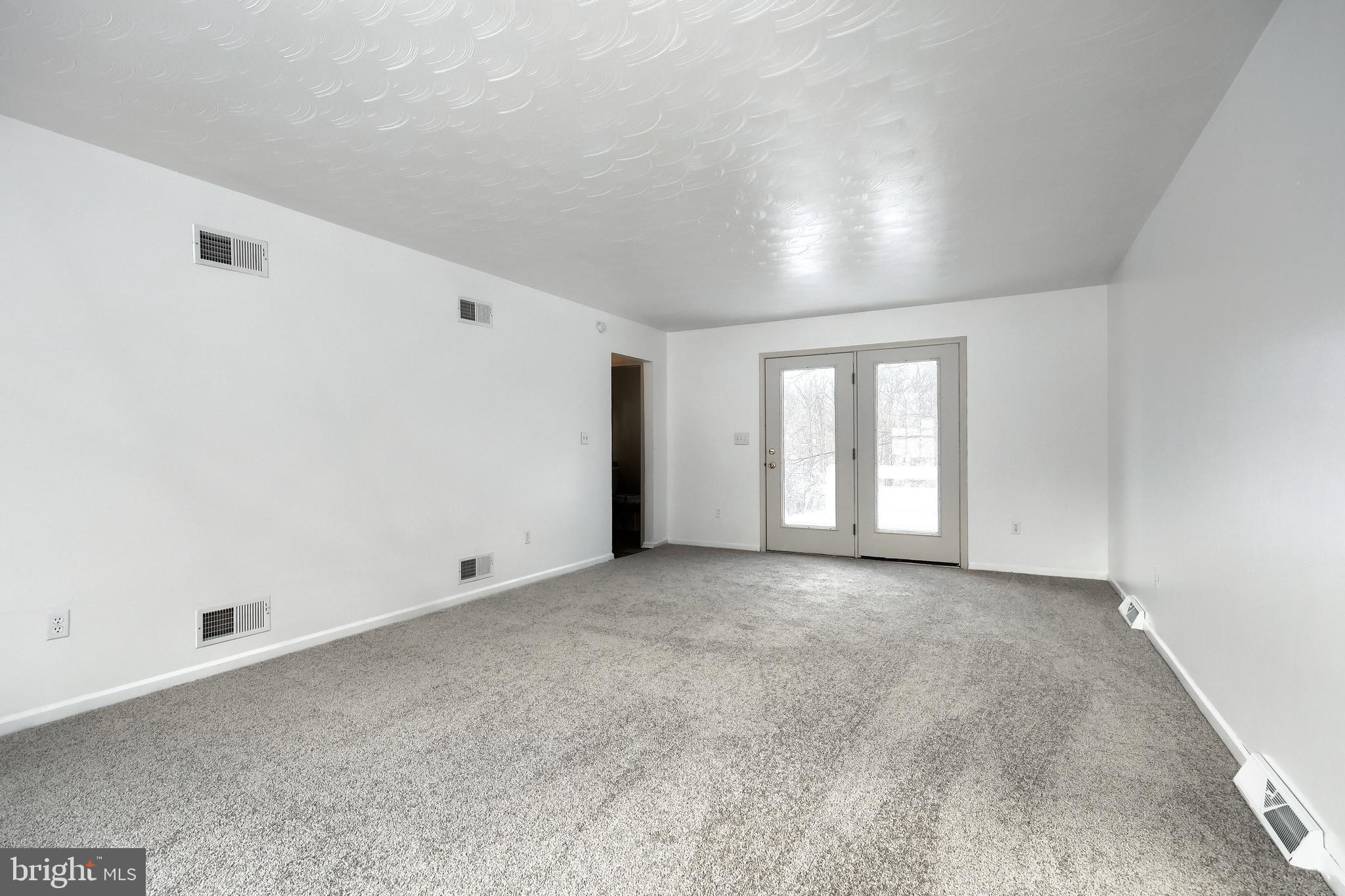 HALL ESTATES - Residential