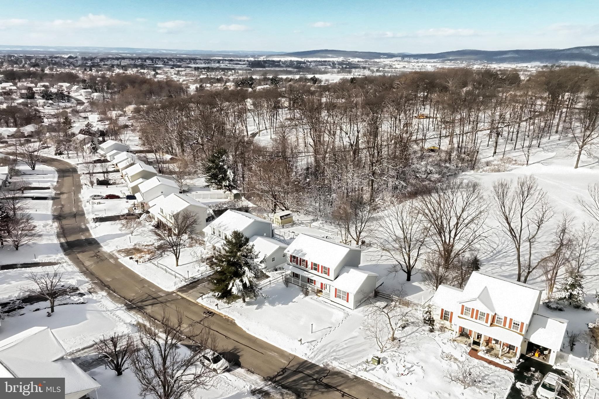 HALL ESTATES - Residential