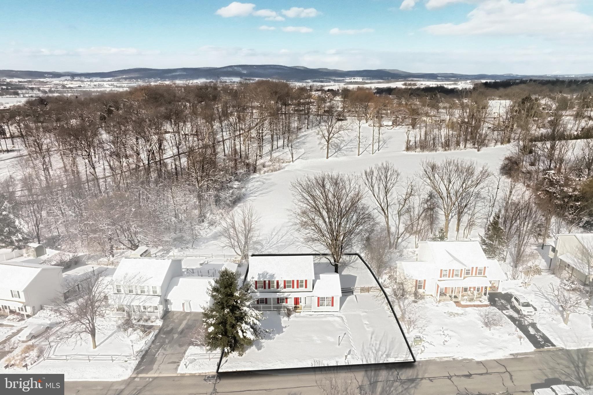 HALL ESTATES - Residential