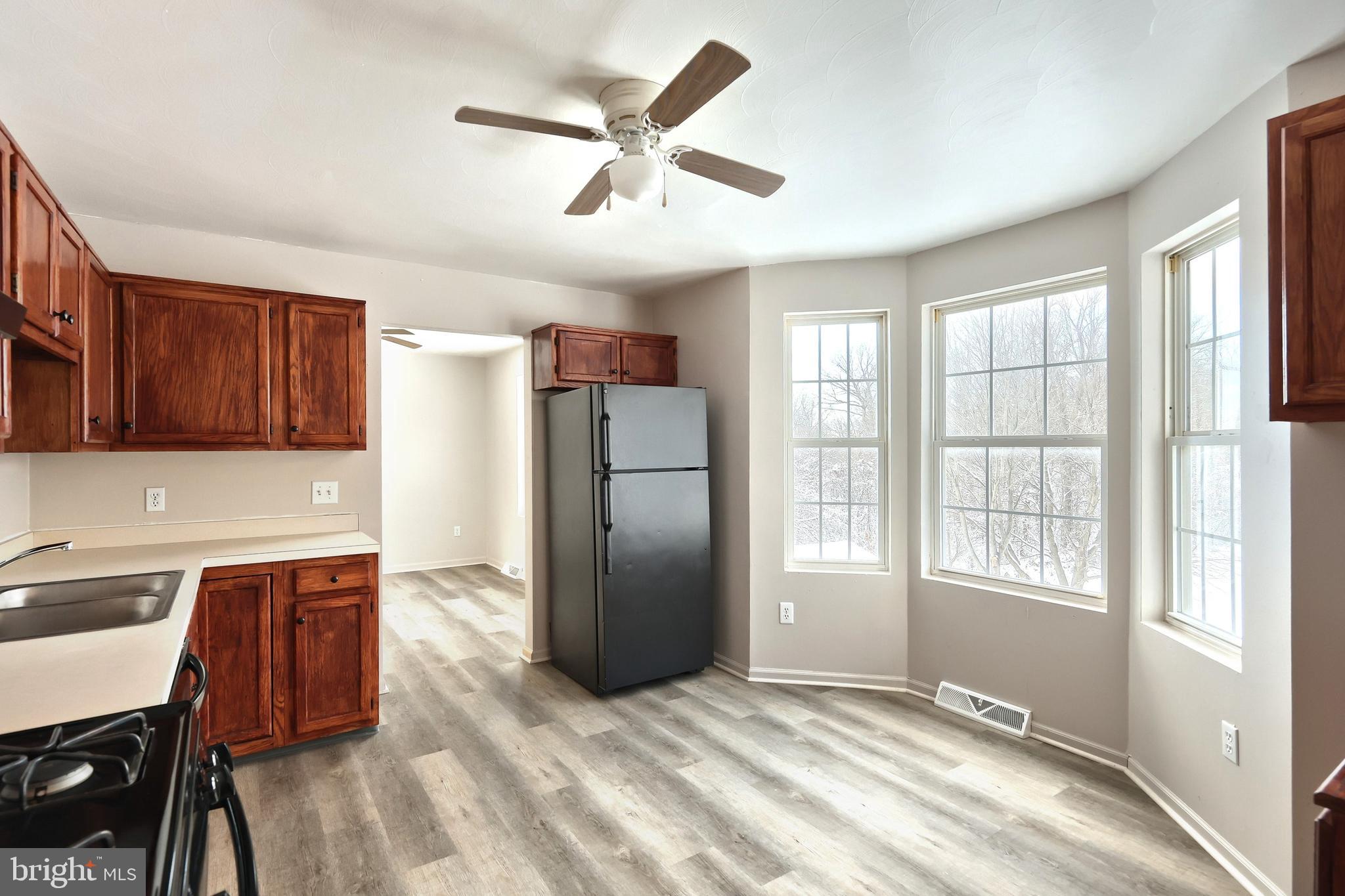 HALL ESTATES - Residential