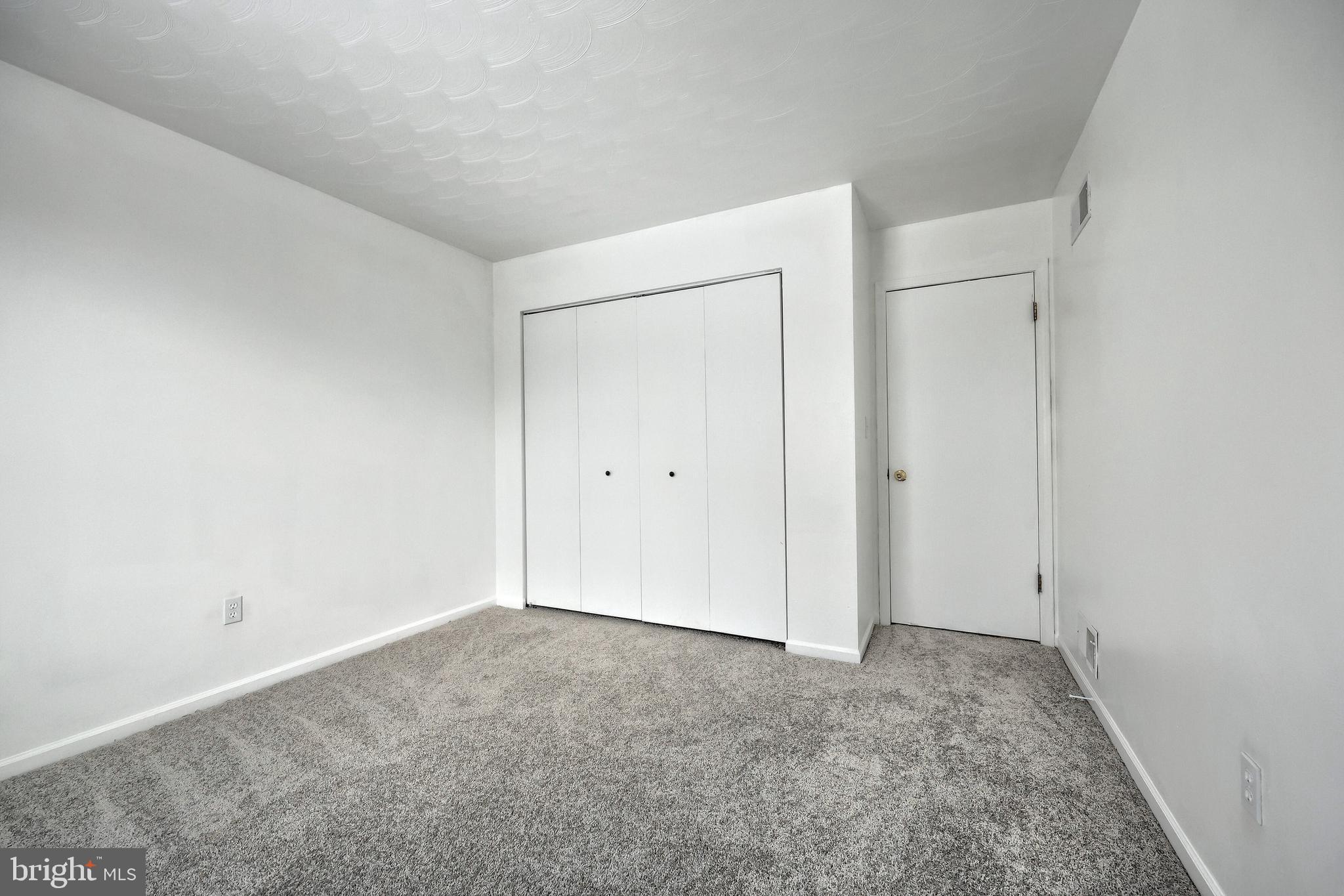 HALL ESTATES - Residential