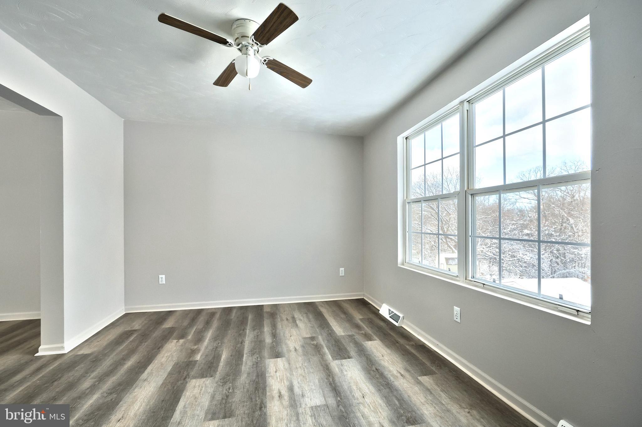 HALL ESTATES - Residential